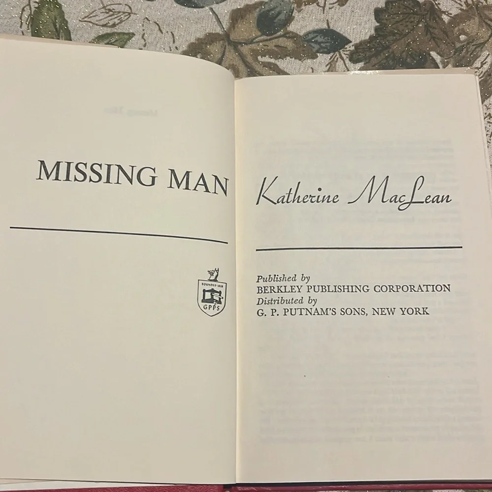 Missing Man Hardcover – January 1, 1975 by Katherine MACLEAN EUC